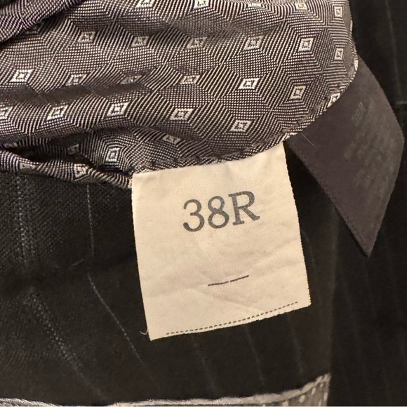 Men's J. Ferrar Black Pinstripe Blazer Suit Jacket - Picture 13 of 14